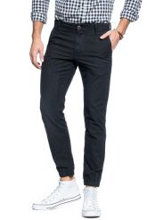 TOM TAILOR SPODNIE MĘSKIE HERRINGBONE JOGG CHINO DUSTY BLACK 6403544.00.12 COL. 2627. Czarne spodnie sportowe męskie Tom Tailor, l, bez wzorów, z bawełny. Za 129.99 zł.