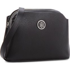 Torebka TOMMY HILFIGER - Th Core Crossover AW0AW05121 002. Listonoszki damskie marki Tommy Hilfiger. Za 449.00 zł.