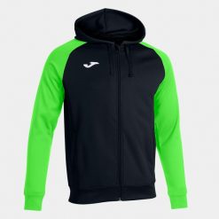 Bluza sportowa dla chłopców Joma Academy IV. Czarne bluzy dla chłopców Joma, bez wzorów, bez ramiączek, bez kaptura. Za 187.60 zł.