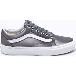 Vans - Tenisówki. Trampki i tenisówki damskie marki Vans. W wyprzedaży za 299.90 zł.