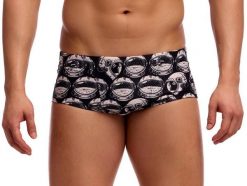 Kąpielówki Funky Trunks Arti Mess - trunki męskie. Czarne kąpielówki męskie FUNKY TRUNKS, l, bez wzorów, z materiału, na fitness i siłownię. Za 159.00 zł.