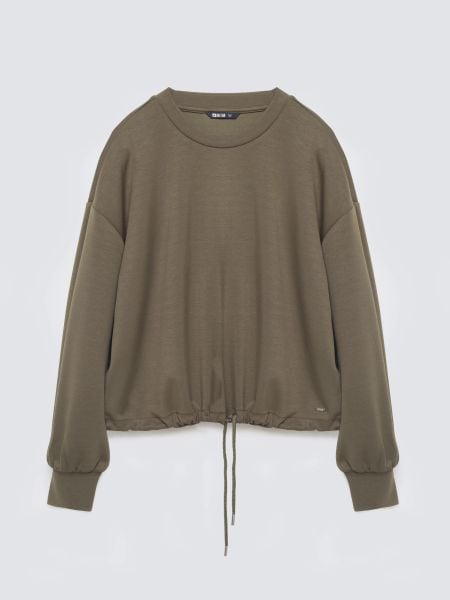 Bluza damska z wiskozy khaki Lunara 303. Zielone bluzy damskie Big Star, l, bez wzorów, z dresówki, bez kaptura. W wyprzedaży za 119.99 zł.