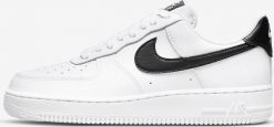 Nike Nike buty sportowe WMNS Air Force 1 '07 DD8959 103 41. Obuwie sportowe damskie Nike, bez wzorów. Za 515.10 zł.