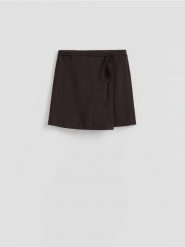 Spódnico-szorty z wiskozą - ciemnobrązowy. Brązowe szorty damskie Reserved, l, bez wzorów, z tkaniny. Za 89.99 zł.
