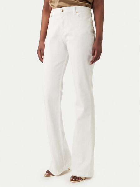 Just Cavalli Jeansy 80PAB5F3 CEWCA Biały Flare Fit. Białe jeansy damskie Just Cavalli. Za 659.99 zł.