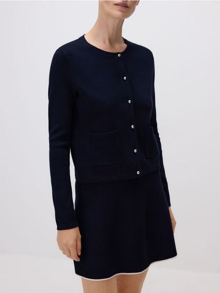 Kardigan z wiskozą - granatowy. Niebieskie kardigany damskie Reserved, l, bez wzorów, z dzianiny. W wyprzedaży za 69.99 zł.