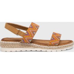 Answear - Sandały Savannah Collection. Brązowe klapki damskie ANSWEAR, bez wzorów, z materiału, bez obcasa, na obcasie. W wyprzedaży za 59.90 zł.