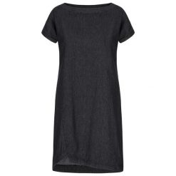 Sukienka damska Loap Diviniss, rozmiar S. Fioletowe sukienki damskie ZOOPLEMENTS, na co dzień, na jesień, s, bez wzorów, z bawełny, sportowe, z asymetrycznym kołnierzem, bez ramiączek, asymetryczne. Za 219.99 zł.