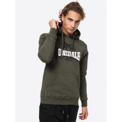 Bluza z kapturem Lonsdale Thurning. Czarne bluzy męskie Lonsdale, m, bez wzorów, z kapturem. Za 250.50 zł.