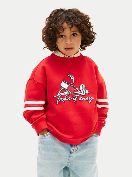 Tommy Hilfiger Bluza Wavy Flag KB0KB10315 Czerwony Regular Fit. Czerwone bluzy dla chłopców Tommy Hilfiger, bez wzorów, z bawełny, bez ramiączek, bez kaptura. Za 229.99 zł.