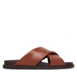 Klapki Geox. Brązowe klapki damskie Geox, bez wzorów, bez obcasa. Za 419.99 zł.