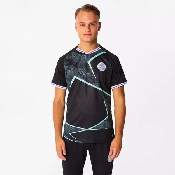 Koszulka piłkarska dla dorosłych Champions League. Czarne koszulki sportowe męskie CHAMPIONS LEAGUE, m, bez wzorów, bez kołnierzyka, bez ramiączek, do piłki nożnej. Za 189.99 zł.