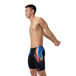Kąpielówki męskie spodenki kąpielowe Speedo Allover V-Cut. Czarne kąpielówki męskie Speedo, m, bez wzorów, do pływania. Za 239.99 zł.