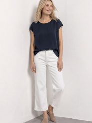 Street One koszulka z dekoltem Kobiety wiskoza niebieski, 40. Niebieskie t-shirty damskie Street One, bez wzorów, z wiskozy, street, bez kołnierzyka. Za 149.95 zł.