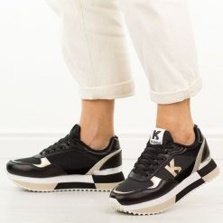 Czarne skórzane sneakersy damskie Kobbo 100102. Czarne obuwie sportowe damskie Kobbo, bez wzorów, z jeansu, trekkingowe. Za 259.00 zł.
