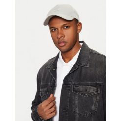 Czapka z daszkiem Calvin Klein. Czapki i kapelusze męskie Calvin Klein, bez wzorów. Za 79.99 zł.