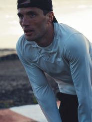 Чоловічий longsleeve для бігу швидковисихаючий - сірий. Bluzki z długim rękawem męskie 4f, xl, bez wzorów, bez kołnierzyka. Za 1,699.90 zł.