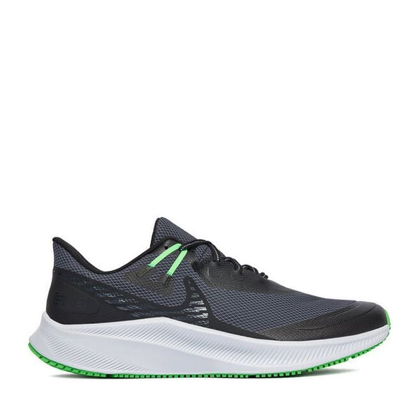 Sneakersy Nike. Czarne buty sportowe męskie Nike, bez zapięcia, do biegania. Za 399.99 zł.
