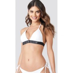 Calvin Klein Fixed Triangle RP Top - White. Topy damskie marki Calvin Klein. Za 181.95 zł.
