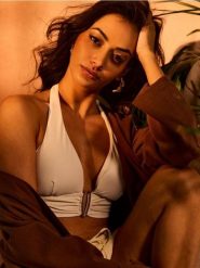 Żakiet kimono z domieszką wiskozy - żółty. Żółte żakiety damskie Sinsay, l, bez wzorów, z wiskozy. Za 69.99 zł.