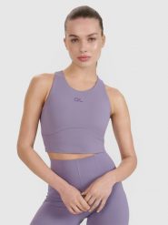 4F Crop top treningowy z wycięciem na plecach 4F x Anna Lewandowska - fioletowy M. Fioletowe koszulki sportowe damskie 4f, m, bez wzorów, z dzianiny, bez kołnierzyka, bez ramiączek, na fitness i siłownię. Za 99.99 zł.
