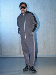 4F Spodnie dresowe joggery męskie - szare M. Szare spodnie sportowe męskie 4f, m, bez wzorów, z dresówki. Za 229.99 zł.