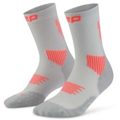 Męskie krótkie skarpety kompresyjne sportowe Core Run do połowy łydki CEP. Szare skarpety męskie CEP, bez wzorów, z elastanu. Za 84.00 zł.