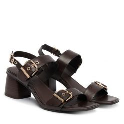 Sandały Tamaris. Brązowe sandały damskie Tamaris, bez wzorów, bez obcasa, na słupku, bez zapięcia. Za 369.99 zł.