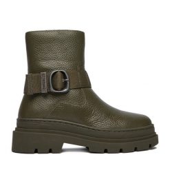 Botki G-Star Raw. Brązowe botki damskie G-Star Raw, retro, bez obcasa, na płaskiej podeszwie, bez zapięcia. Za 429.99 zł.