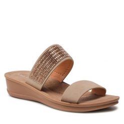 Klapki Clara Barson. Brązowe klapki damskie Clara Barson, bez wzorów, bez obcasa. Za 89.99 zł.