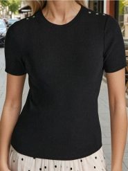 Koszulka z krótkim rękawem - czarny. Czarne t-shirty damskie Sinsay, l, bez wzorów, bez kołnierzyka. Za 9.99 zł.