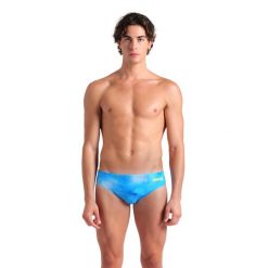 Kąpielówki Arena Swim Briefs Allover. Niebieskie kąpielówki męskie Arena, m, bez wzorów, do pływania. Za 119.99 zł.