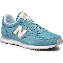 Sneakersy NEW BALANCE - WL220TPC Niebieski. Niebieskie półbuty damskie New Balance, bez wzorów, z materiału, bez obcasa, na płaskiej podeszwie, bez zapięcia. W wyprzedaży za 199.00 zł.