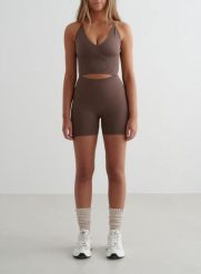Damskie szorty wysoki stan, squat proof, invisible scrunch Shape Seamless brąz. Brązowe szorty sportowe damskie Aim'n, l, bez wzorów, z dzianiny, z podwyższonym stanem, na fitness i siłownię. Za 212.00 zł.