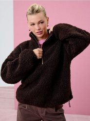 Bluza sherpa ze stójką na zamek - brązowy. Brązowe bluzy damskie Sinsay, l, bez wzorów, z polaru, bez kaptura. Za 69.99 zł.