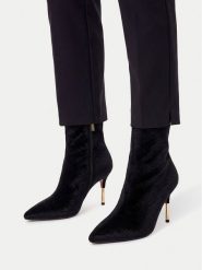 Nine West Botki EO-LBT905665-36B Czarny. Czarne botki damskie Nine West, z materiału, bez obcasa, na szpilce, bez zapięcia. Za 329.99 zł.