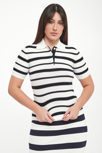Sweter damski polo Carioca MM. Swetry damskie MM, s, bez wzorów, bez kołnierzyka, bez ramiączek, bez kaptura. W wyprzedaży za 695.20 zł.
