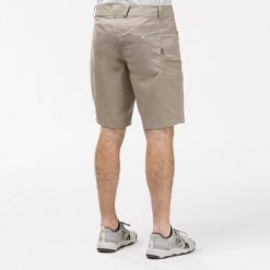 Second Life - Spodenki turystyczne męskie Quechua NH500 regular - Stan Doskonały. Brązowe szorty męskie QUECHUA, m, bez wzorów, z bawełny. Za 75.99 zł.