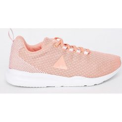 Le Coq Sportif - Buty Techracer W Feminine Mesh. Obuwie sportowe damskie marki le coq sportif. W wyprzedaży za 179.90 zł.