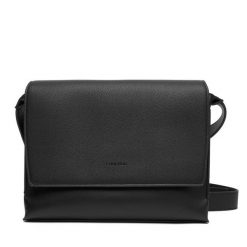 Saszetka Calvin Klein. Czarne saszetki męskie Calvin Klein, młodzieżowe, małe. Za 449.99 zł.