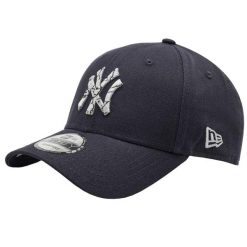 Męska Czapka Z Daszkiem 9Forty New York Yankees. Czarne czapki i kapelusze męskie New Era, bez wzorów, sportowe. Za 165.99 zł.