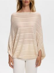 Lekki sweter z wiskozą - kremowy. Białe swetry damskie Reserved, l, bez wzorów, z dzianiny, bez kołnierzyka, bez ramiączek, bez kaptura. Za 119.99 zł.