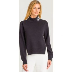 GOLF Armani Exchange. Czarne swetry damskie Armani Exchange, l, bez wzorów, z dzianiny, bez kołnierzyka, bez ramiączek, bez kaptura. Za 469.00 zł.