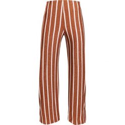 By Malene Birger LASSIN Spodnie treningowe jungle. Spodnie sportowe damskie marki By Malene Birger. Za 799.00 zł.