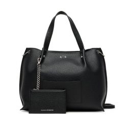 Torebka Armani Exchange. Czarne torebki do ręki damskie Armani Exchange, bez wzorów, klasyczne, bez dodatków. Za 719.99 zł.