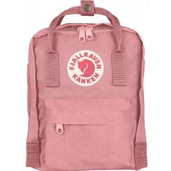 Plecak turystyczny Fjällräven Kanken Mini. Czerwone plecaki damskie Fjällräven, bez wzorów. Za 325.49 zł.