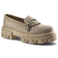 Półbuty damskie Carinii, wsuwany fason typu loafers cholewka ze skóry naturalnej zamszowej masywna traktorowa podeszwa gruba platforma ozdobny łańcuc. Brązowe mokasyny damskie Carinii, ze skóry, biznesowe. Za 309.00 zł.