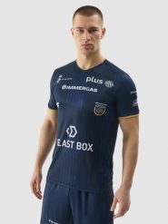 4F Koszulka replika wyjazdowa z sezonu 2023/24 męska 4F x Projekt Warszawa - multikolor S. T-shirty męskie 4f, m, bez wzorów, bez kołnierzyka. W wyprzedaży za 79.99 zł.