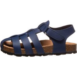 Półsandały w kolorze granatowym. Niebieskie sandały chłopięce marki Summershoes for Boys. W wyprzedaży za 72.95 zł.