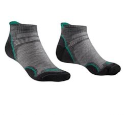 Skarpety do trekkingu Bridgedale Ultra Light T2 Merino Performance Low. Szare skarpety damskie Bridgedale, bez wzorów, z materiału. Za 69.20 zł.